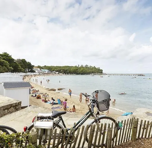 La Loire Fleurie Le Perrier